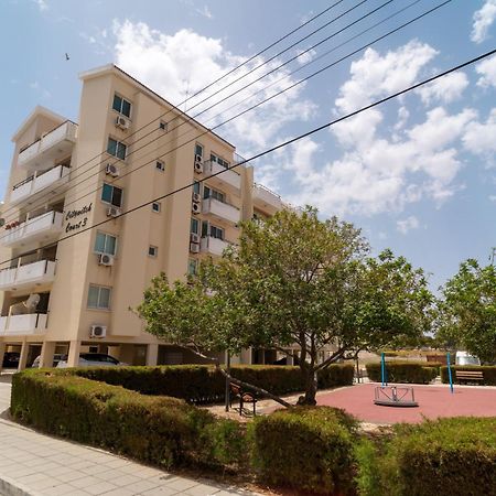 דירות לרנקה Blu Mackenzie 1 Bdr Flat With Pool מראה חיצוני תמונה